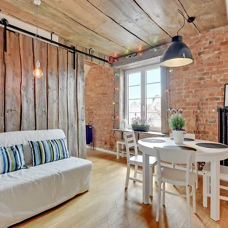 Old Town - Sw Ducha Street *